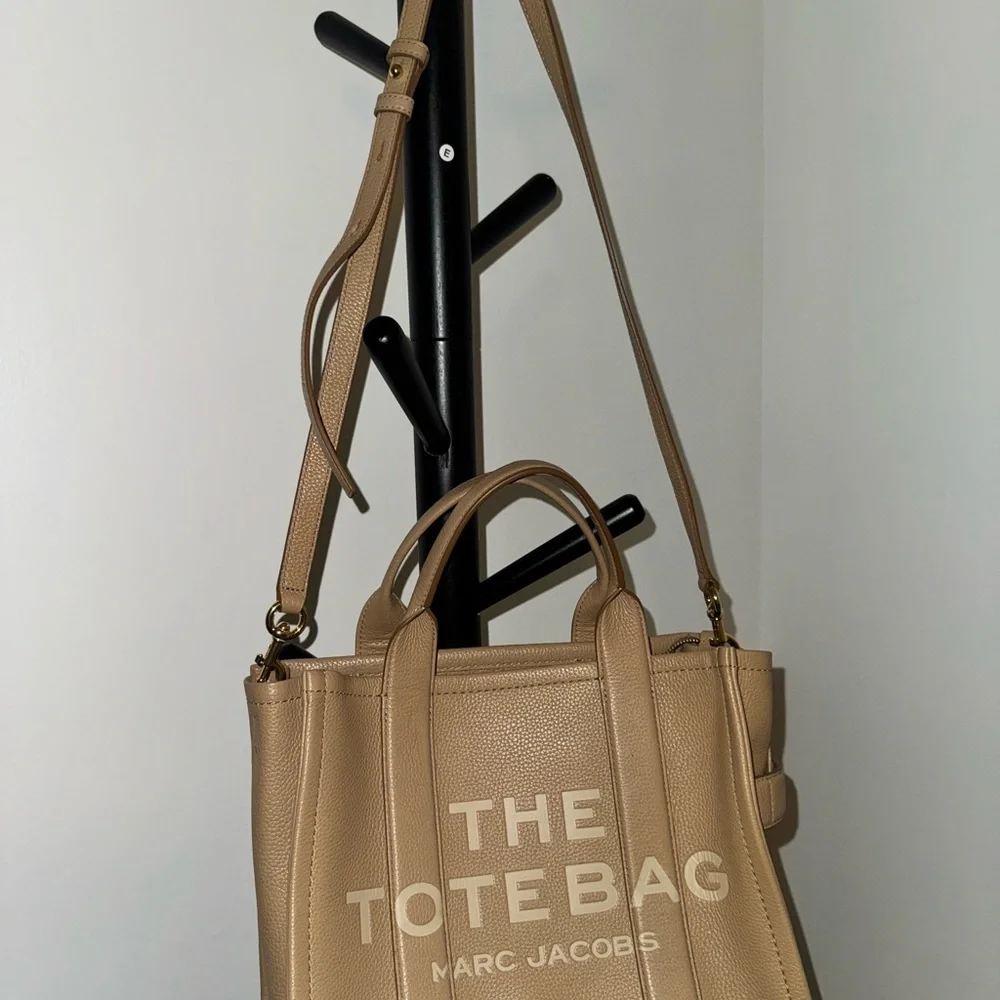 Marc Jacobs Taupe Leather Tote - Picture 3 of 15